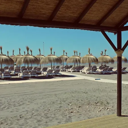 Apartamento Laguna Beach * Estepona